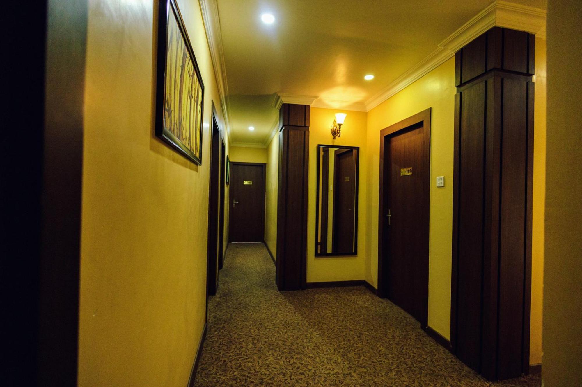 Hotel Maden Inn Itahari Екстериор снимка