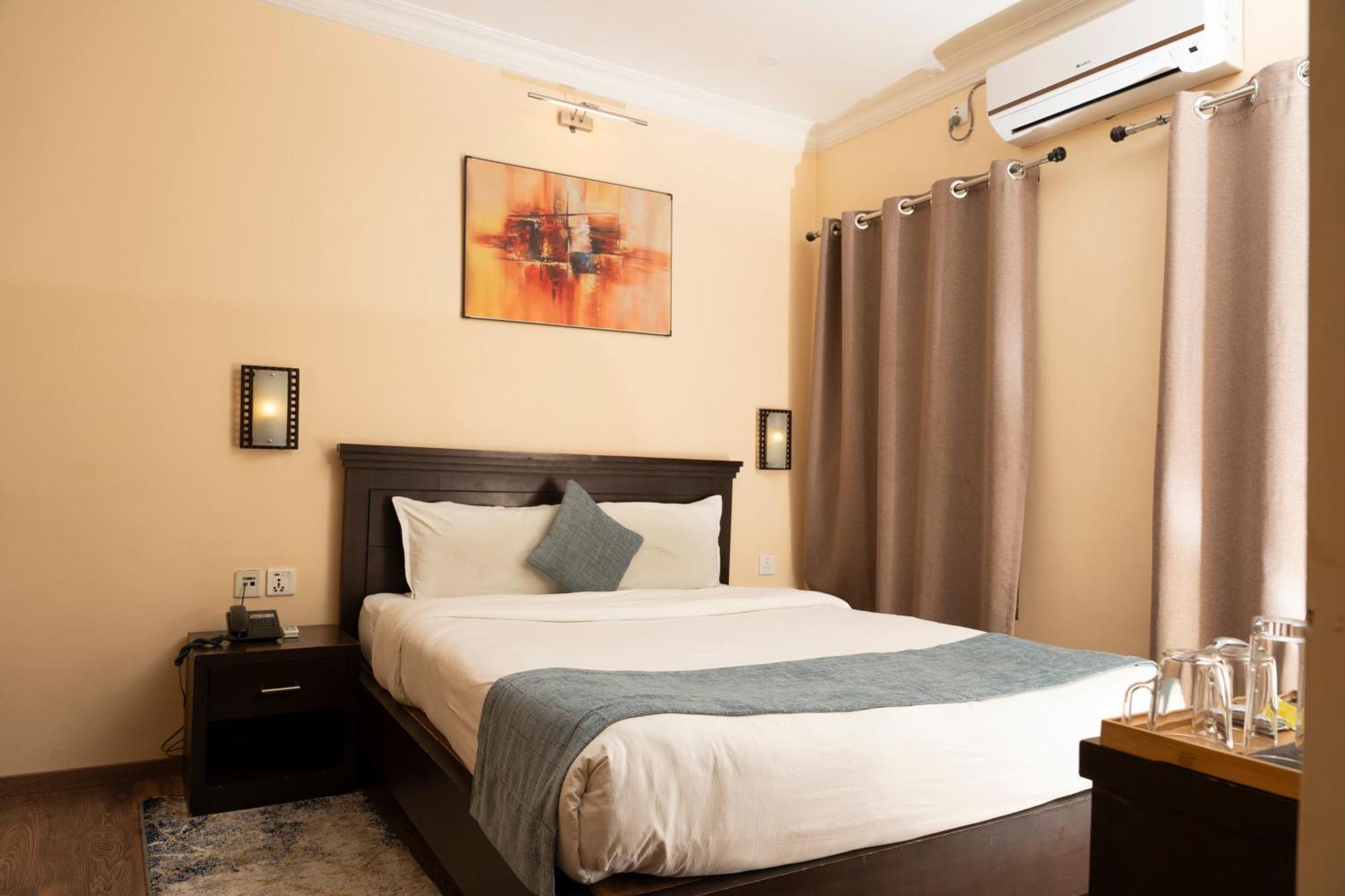 Hotel Maden Inn Itahari Екстериор снимка