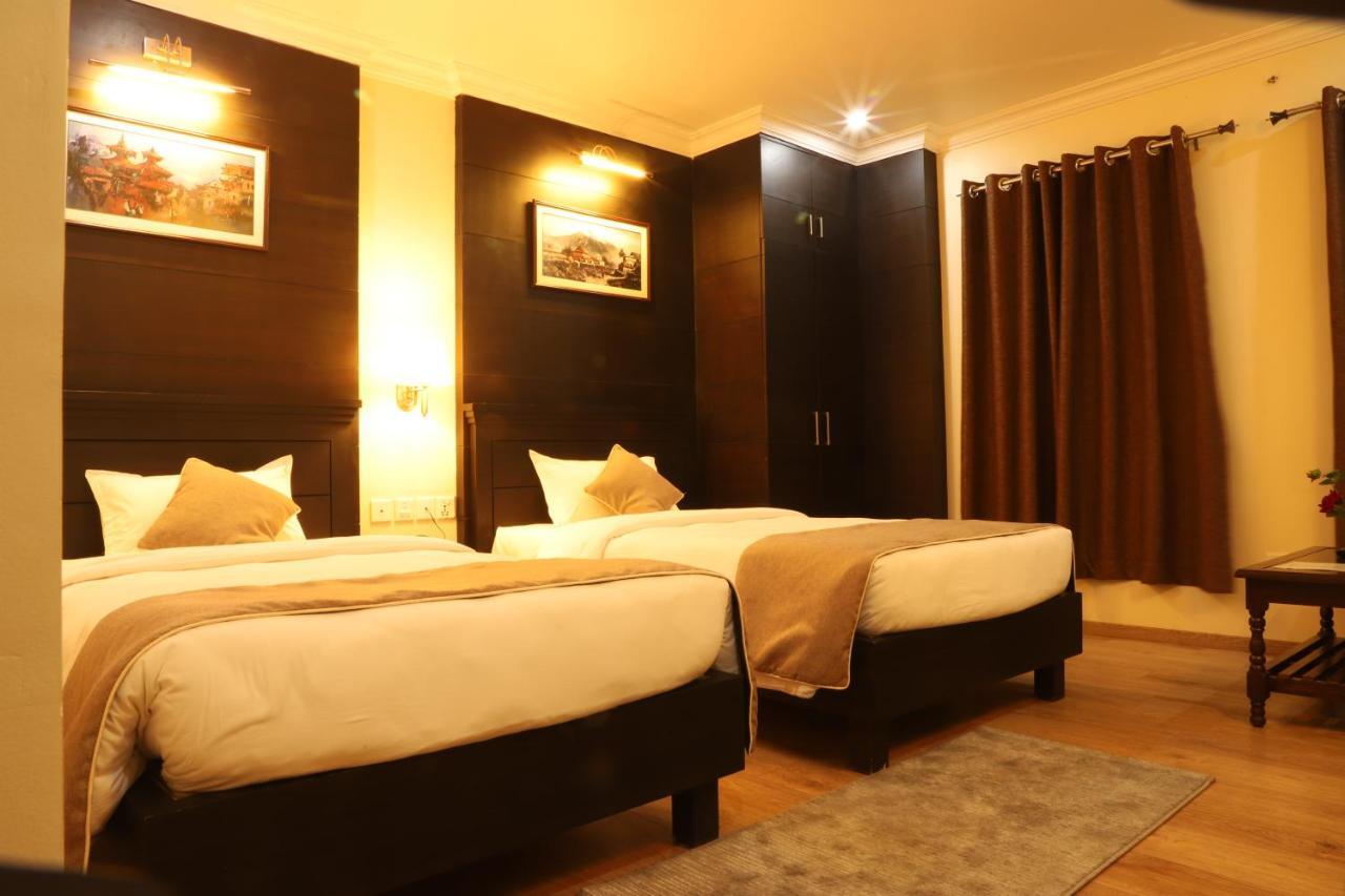 Hotel Maden Inn Itahari Екстериор снимка
