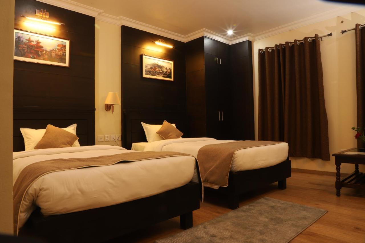 Hotel Maden Inn Itahari Екстериор снимка