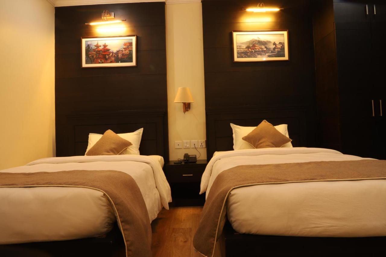 Hotel Maden Inn Itahari Екстериор снимка